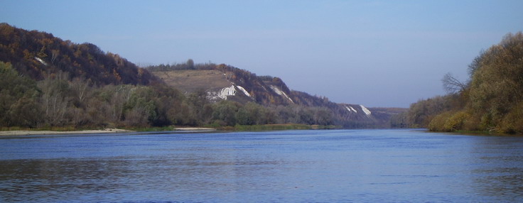 Меловые горы на берегах Дона по пути из Павлавска в Белогорский монастырь